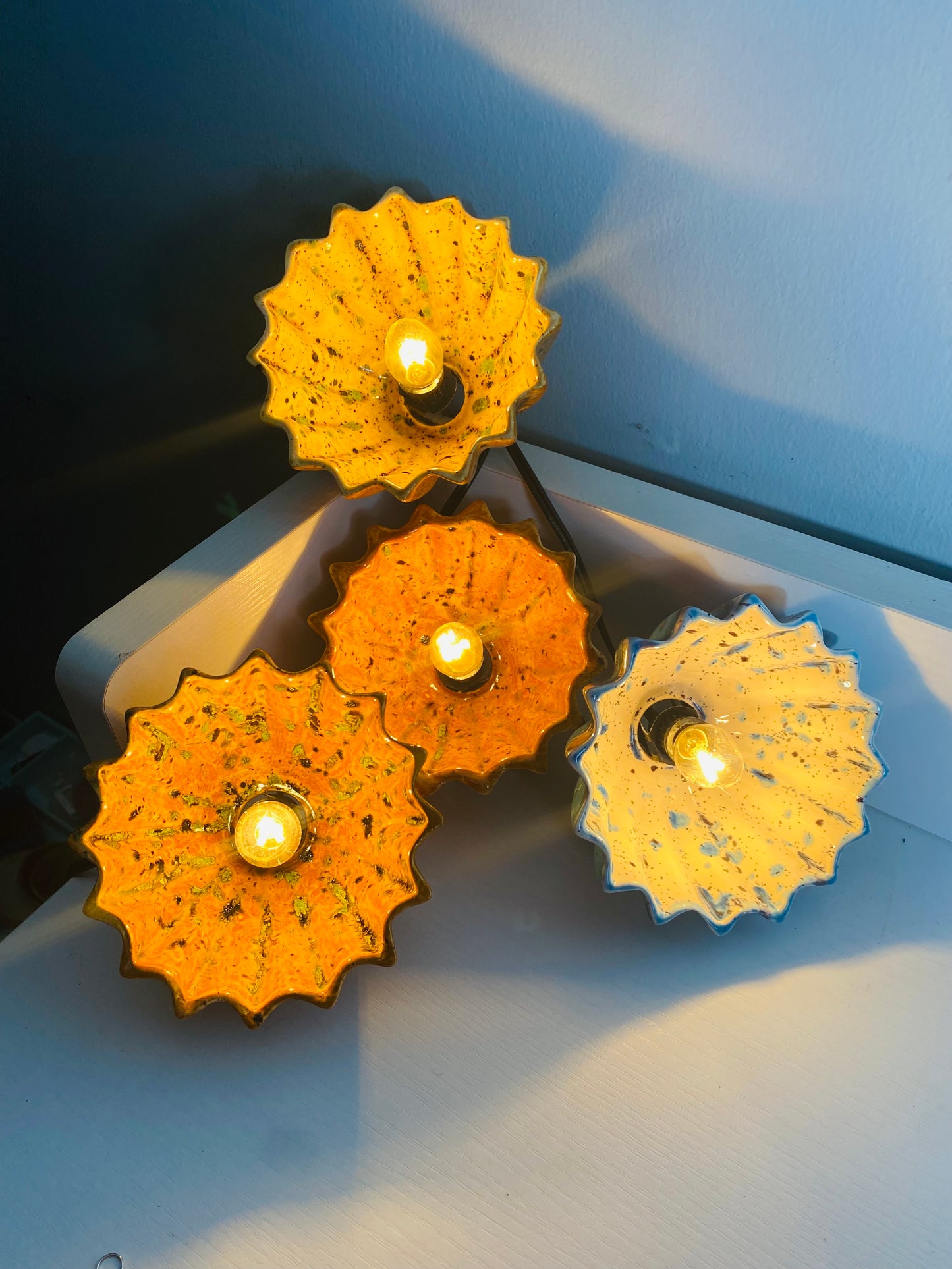Pendant lights