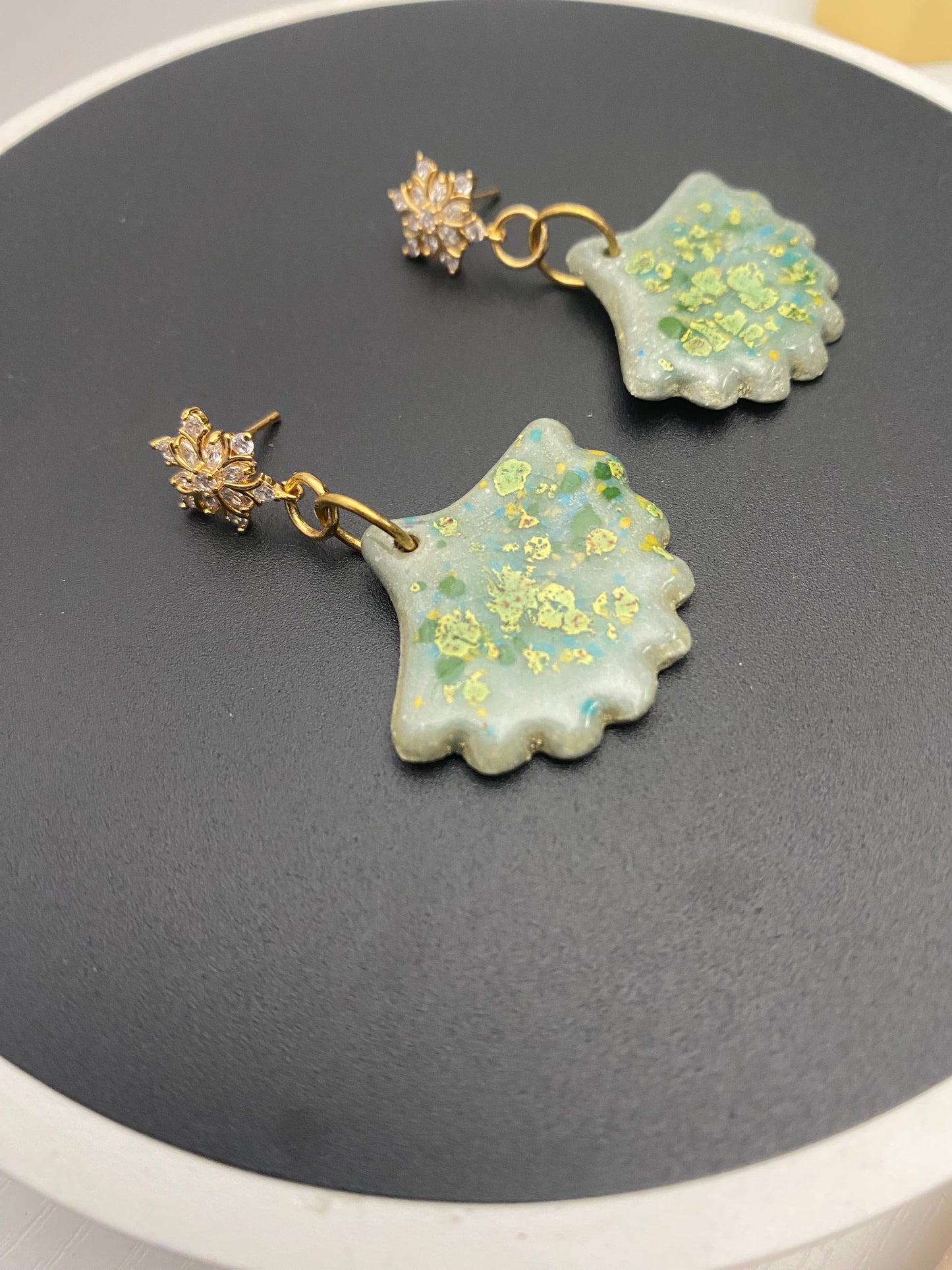 Cristalline Earrings